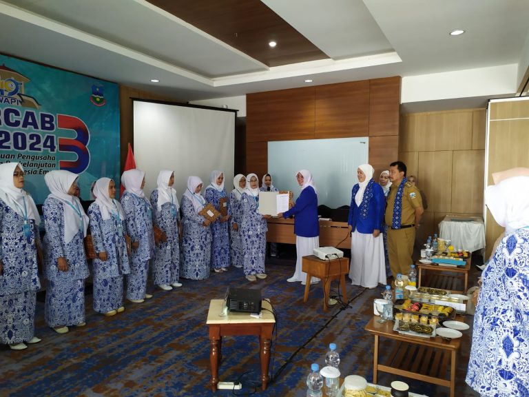 Pj. Bupati Garut Buka Rakercab III IWAPI, Dorong Peran Perempuan dalam Kesetaraan dan Perlindungan