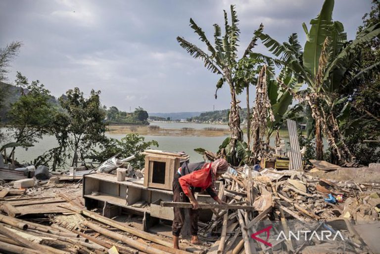 Pemprov Jabar sewakan rumah untuk warga terdampak revitalisasi Situ Ciburuy