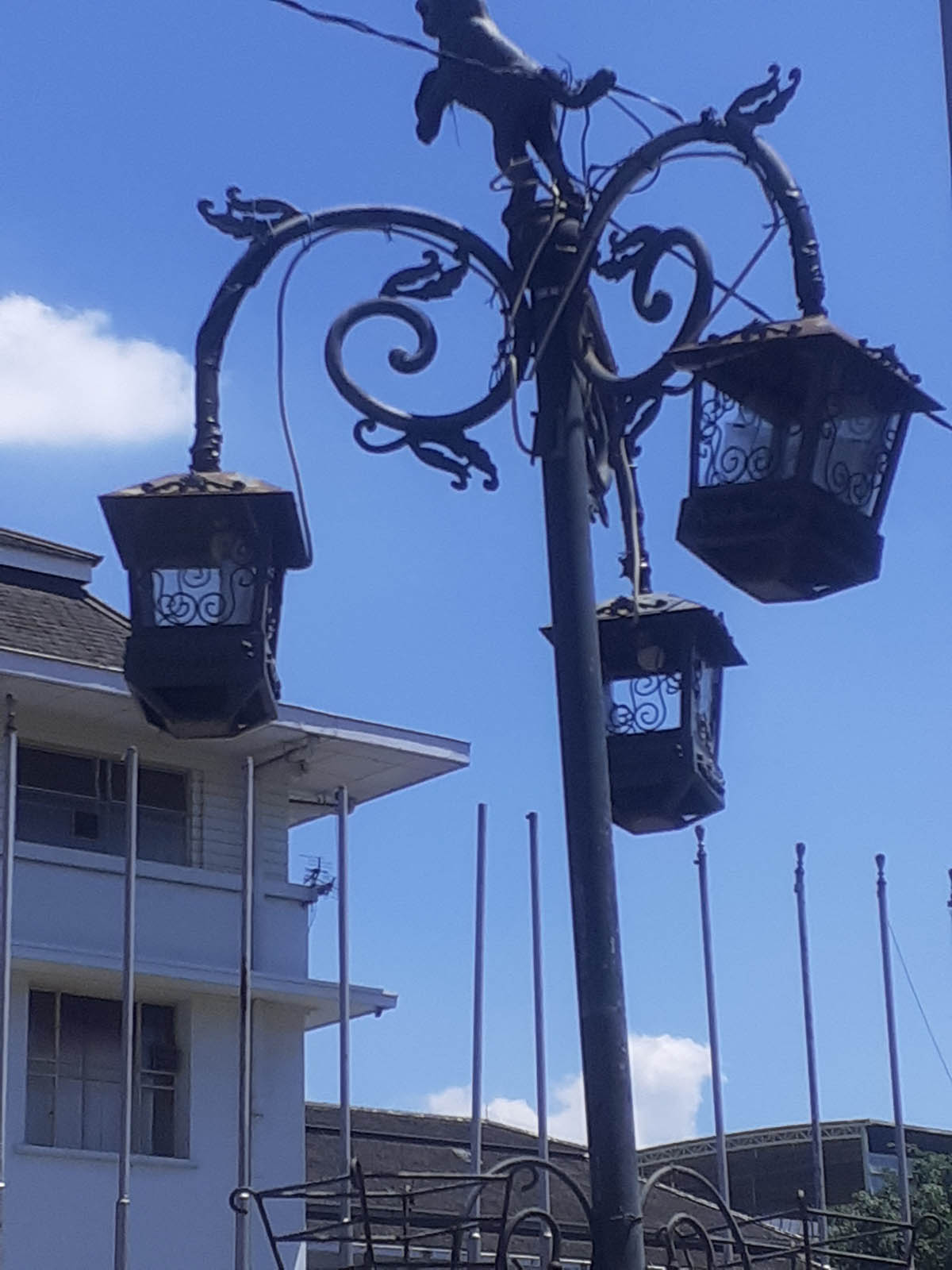 Sorot Kamera: Sarana Pendukung “JABAR ISTIMEWA” Pemkot Bandung & Pemprov Jabar Harus Satu Tujuan Yang sama.